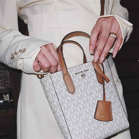 michael kors bag authentication.